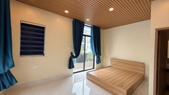 CHO THUÊ NHÀ SOLAR FULL NỘI THẤT , NHÀ MỚI , LH 0903.368.345