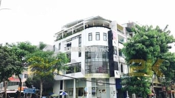 Spa Căn góc 2MT 336 Phan Xích Long, PN. Dt: 5x16m, Kc: trệt 4 lầu