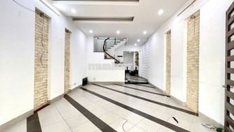 Cho thuê nhà liền kề, mặt phố KĐT Đại Kim, Nguyễn Cảnh Dị.