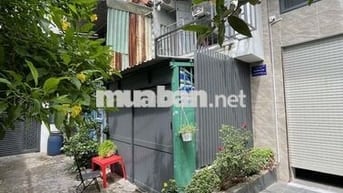 Bán nhà dt đẹp 6m x 20m, có 8 phòng đang cho thuê 13tr. sổ vuông vức