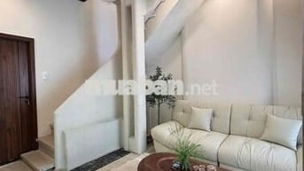 Bán nhà 45m2 Sát Mặt Tiền Nguyễn Hoàng