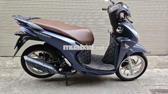 Cần bán Vision 2025 1300km xe lướt