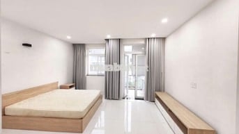 Căn hộ ban công tách bếp / stuidio cửa sổ gần nhà thờ Nam Hải 