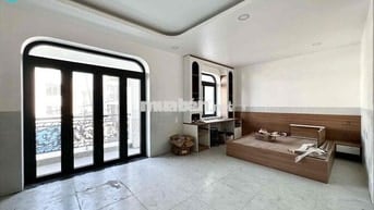 STUDIO 35M2 BAN CÔNG FULL NỘI THẤT GẦN ĐẠI HỌC VĂN LANG