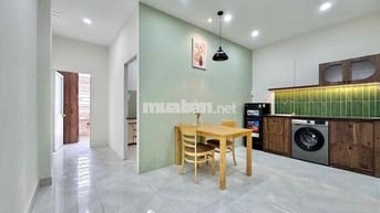 CHDV 2 PHÒNG NGỦ - CỬA SỔ, BAN CÔNG - TRỐNG SẲN GẦN HSU, HUFI