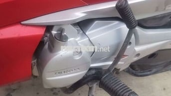 Honda wye cho ai cần thay phụ tùng 