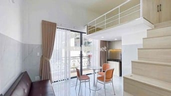 Cho Thuê Duplex Ban Công Nội Thất Cao Cấp Gần Lotte Mart Q7 và TTTP Q1
