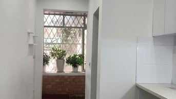 Cho thuê nhà số 13 Cửa Nam, quận Hoàn Kiếm, diện tích 35 m2