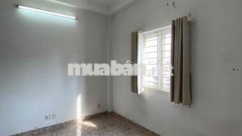 PHÒNG TRỐNG VỪA SƠN MỚI GIÁ RẺ, 95 LÊ VĂN LƯƠNG