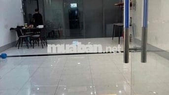 Bán nhà 5 tầng Mặt tiền Thích Quảng Đức , đã Hoàn công