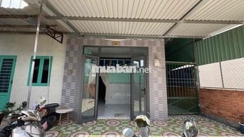 NHÀ CẤP 4 TÂN HIỆP HOC MON SẠCH ĐEP Y ẢNH