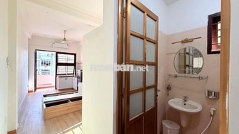CHO THUÊ CĂN HỘ MỚI 100% - CMT8 - QUẬN 3-10 - THANG BỘ L1 - FULL NT