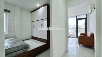 Cho thuê CH nhà mới 100% 2PN rộng 70m2 - Nhà mặt tiền Trung Tâm Quận 1