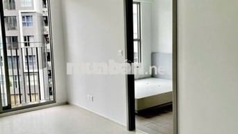 Chung cư 312 Lạc Long Quân quận 11 bán căn 2 phòng ngủ, có thang máy