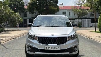 KIA Sedona 2.2L DATH SX 2018 Bạc