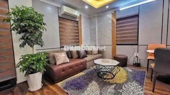 CHO THUÊ NHÀ MỚI NGUYÊN CĂN LÔ GÓC THẠCH BÀN-Ô TÔ VÀO NHÀ NỘI THẤT CB