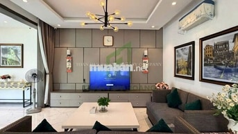  Cho thuê biệt thự 3 tầng  4 PN khép kín Khu Euro Village 1