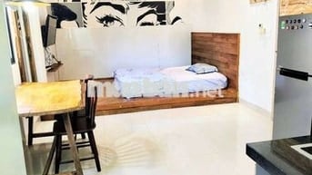 Căn hộ trống sẵn full nội thất
