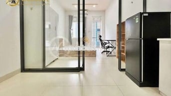 🏡 Cho Thuê CH 1PN Gần Hàng Xanh - Ban Công Riêng - Tách Bếp 40m²