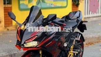 Honda CBR150R Đen, Đỏ Xe côn tay