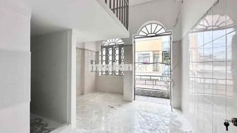 PHÒNG GÁC MỚI XÂY CỬA SỔ, BAN CÔNG NGAY LÊ VĂN QUỚI GẦN BỐN XÃ,ĐH VHU