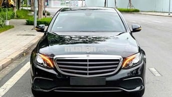 Mercedes-Benz E200 2018 màu Đen siêu đẹp, cực chât