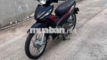 Cần bán 1 chiếc Honda Wave RSX Fi Đen