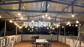 TÒA NHÀ 5 TẦNG - NGANG 7M NỞ HẬU MẶT TIỀN NÚI THÀNH KINH DOANH SẦM UẤT