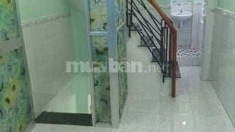 Cho thuê nhà gần mặt tiền đường Nguyễn Sỹ Sách, Tân Bình, trệt, 2 lầu