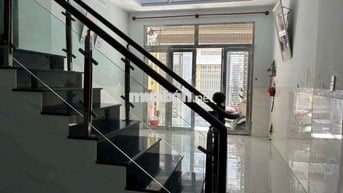 NHÀ TRỆT 2 LẦU HẺM XE HƠI GẦN CHỢ HIỆP BÌNH