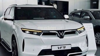VinFast VF9 PLUS 2025 Trắng 1263TR MỚI 100%