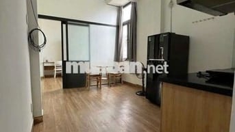 Cho thuê CH 2PN Nhà Mặt Tiền -  Rộng 70m2 ở Hoàng Văn Thụ - Q. PN