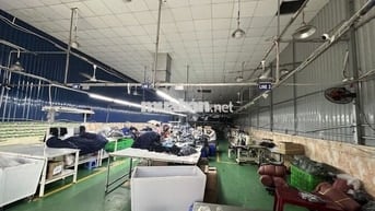 CHÍNH CHỦ CHO THUÊ XƯỞNG 300M NGAY CHỢ THÔNG DỤNG NỀN EOPOXY