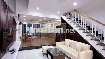 Cho thuê nhà đường Nước Mặn gần sông, Nam Việt Á, 3PN
