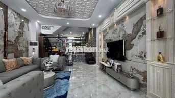 Nhà 3 tầng full nội thất cao cấp diện tích sàn 282m2