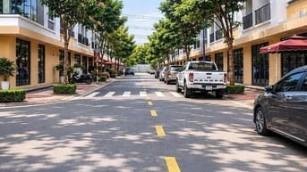 Nhà phố 3 tầng, đối diện công viên ngay trung tâm bờ Bắc TP Huế