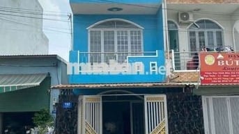 Nhà thuê 4,2*15 . 1 Triệt 2Lầu Mặt tiền . Đường võ văn vân Vĩnh Lộc b 