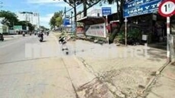 Bán nhà giá rẻ ở trung tâm CMT8