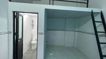 Cho thuê phòng trống căn nhà mới xây thoáng đẹp, riêng biệt có gác