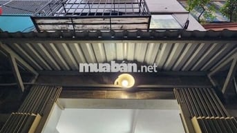 Cho thuê nhà Dương Vân Nga - 5 tầng 3pn4wc, chỉ 8tr/tháng
