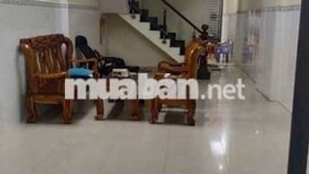 nhà hướng Tây,4 phòng ngủ,sân thượng.hẻm to