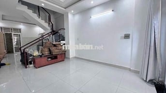 Nhà 4PN Lê Văn Chí - Linh Trung, Thủ Đức 