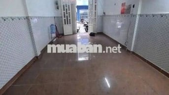 Mặt Tiền Xóm Đất, Quận 11, 1 Trệt 1 Lửng, 2 Lầu, 200m2, 6PN