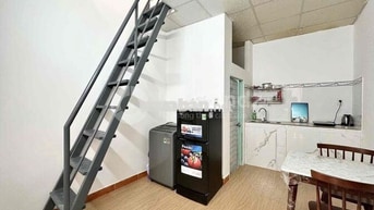 Cho thuê phòng có gác 40m2 rộng thoáng dãy trọ trệt giá rẻ KCX, PMH Q7