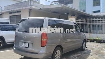 Hyundai grand Starex 2013 9 chỗ Dầu Xám