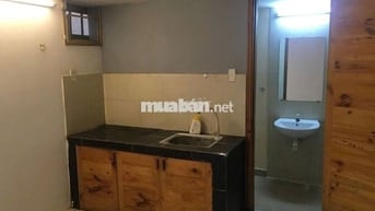 Cho thuê phòng hẻm xe hơi , xe tải 2 tấn vào được luôn Siêu rộng rẻ