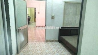 Chuyển nhà nên Cho thuê nguyên căn lô góc mặt tiền hẻm xe hơi