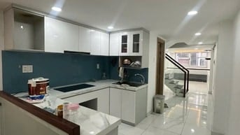🔥 BÁN NHÀ THÀNH THÁI QUẬN 10 - KẾT CẤU 5 TẦNG XÂY ĐẸP - CÁCH HẺM 10M 