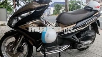 Honda Air Blade 125 Đen vàng đồng Nhập khẩu