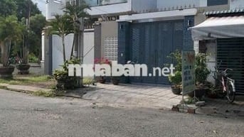 Chủ bán nhà 2,65 tỷ ở và buôn bán sổ hồng riêng
